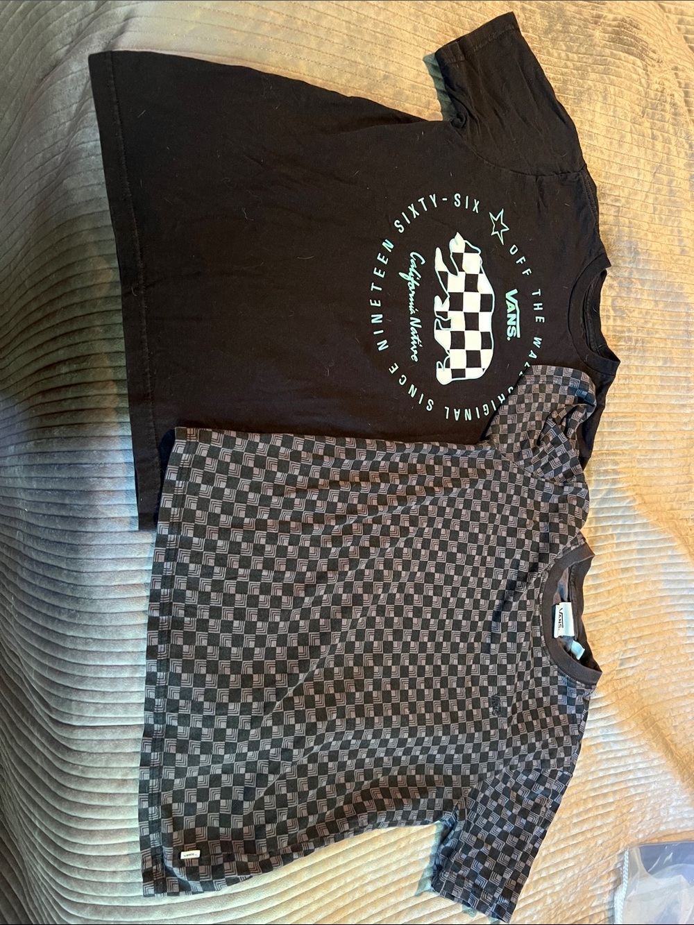 Vans Black Tee and black and gray Checkerboard Logo (2 pack)